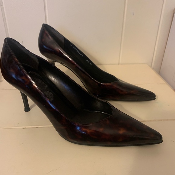 New Stuart Weitzman Tortoise Shell Patent Leather Pumps - Picture 2 of 9